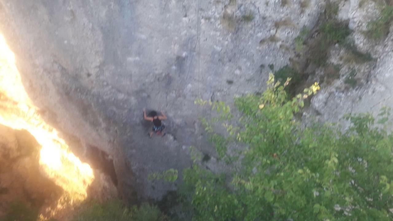 Apartmaji Matazin Črni Kal Exterior foto